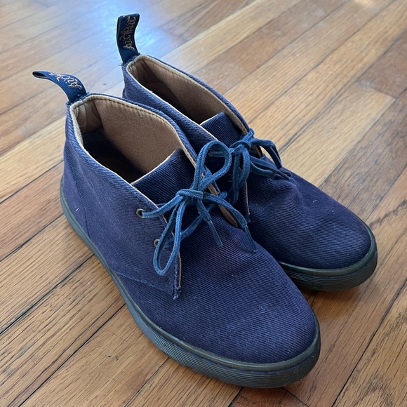 Dr. Marten blue canvas shoes (women’s size 6) - Picture 1 of 6